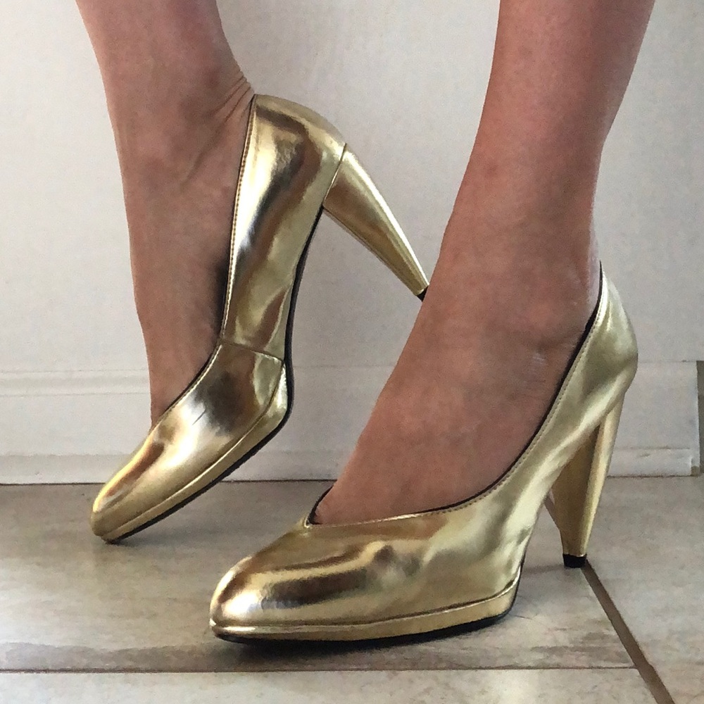 LE DUE by Due Farina Gold Retro Pumps, Size 8.5